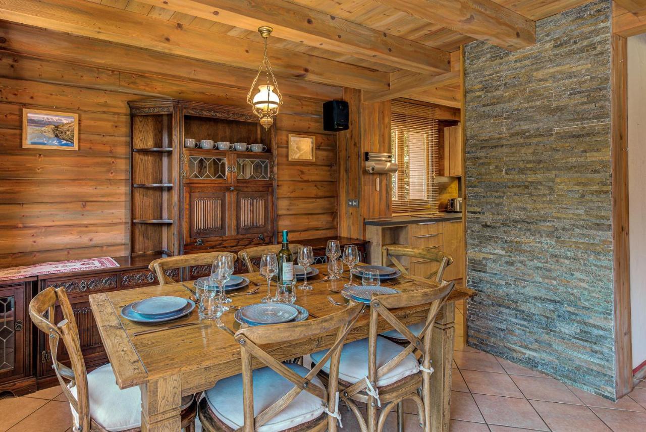 Chalet Blackbushe - Traditional Chalet - Alpes Travel - Sleeps 4-6 Ле-Уш Екстер'єр фото