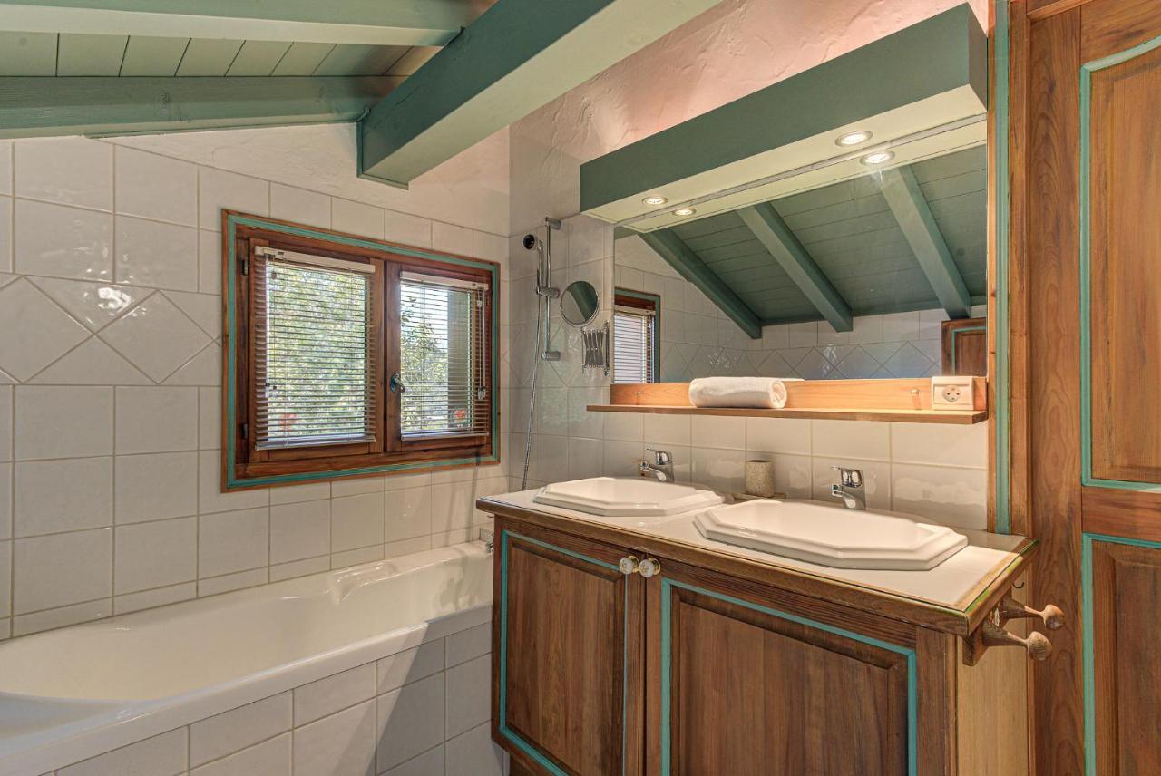 Chalet Blackbushe - Traditional Chalet - Alpes Travel - Sleeps 4-6 Ле-Уш Екстер'єр фото